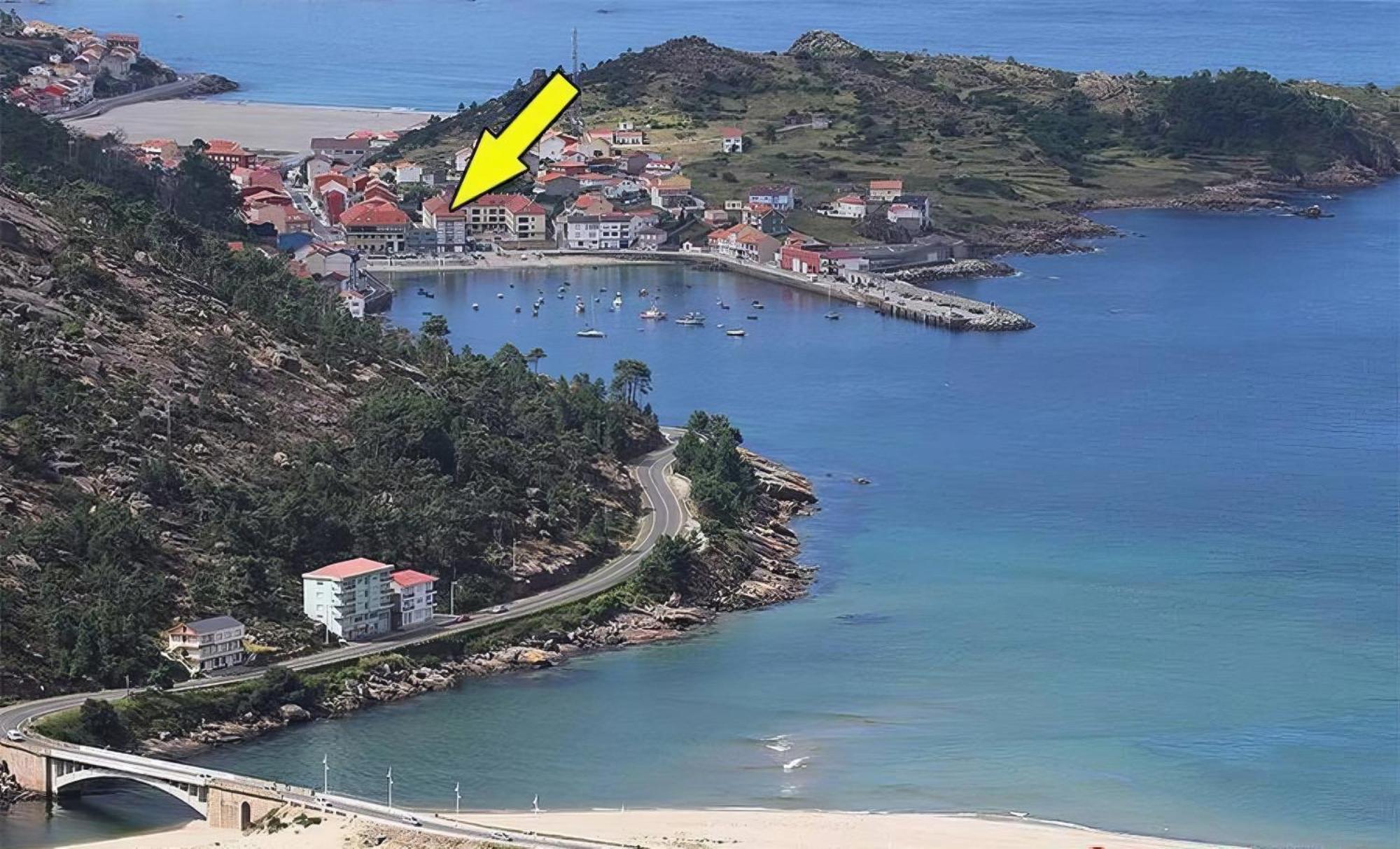 דירות O Pindo Acogedor Atico A Pie De Mar Y Montana. מראה חיצוני תמונה